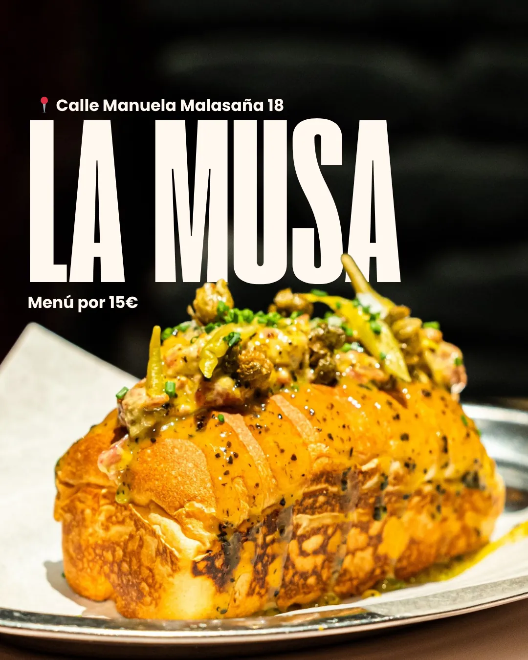 Diapositiva del carrusel con platos imprescindibles.